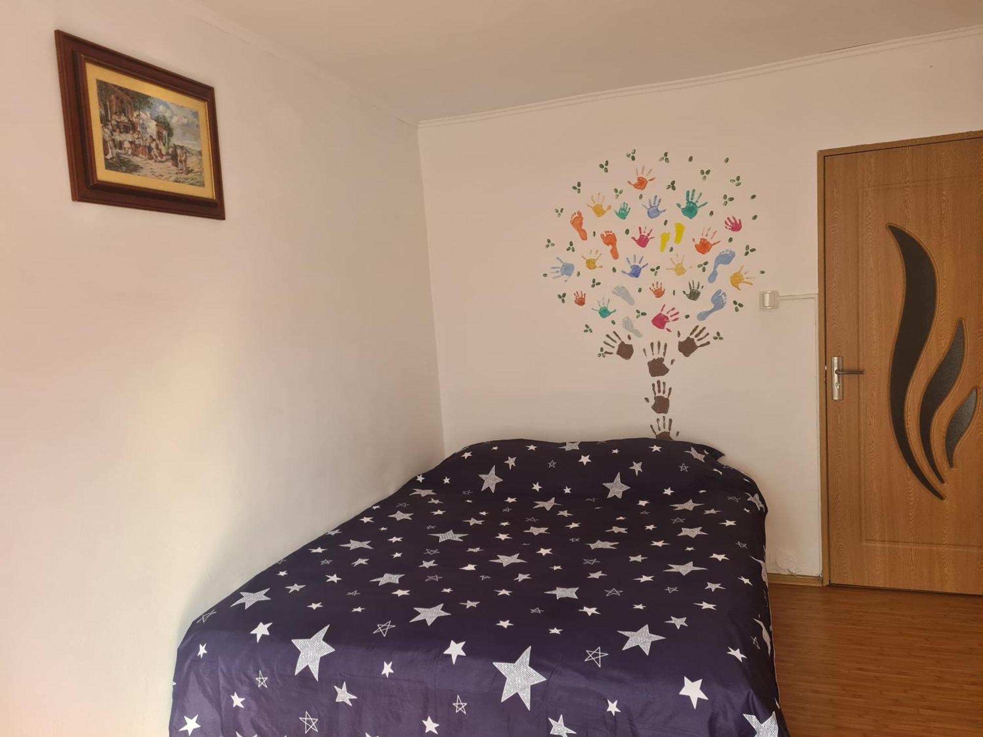 Eva Apartments Mall 90Mp Bacau Luaran gambar